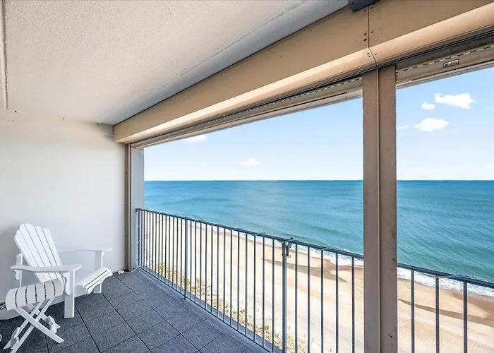 Towers-direct Ocean Front Views From Your Private Balcony And Renovated Condo!