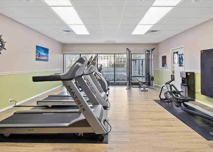 Holiday home Towers-direct Ocean Front Views From Your Private Balcony And Renovated Condo!