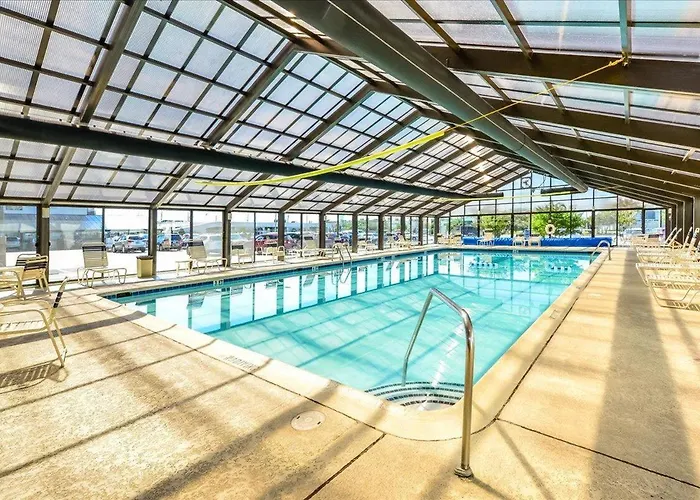 Towers-direct Ocean Front Views From Your Private Balcony And Renovated Condo! Holiday home